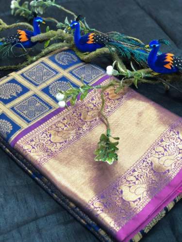 *BANARASI SILK* with beautiful *ZARI* work 