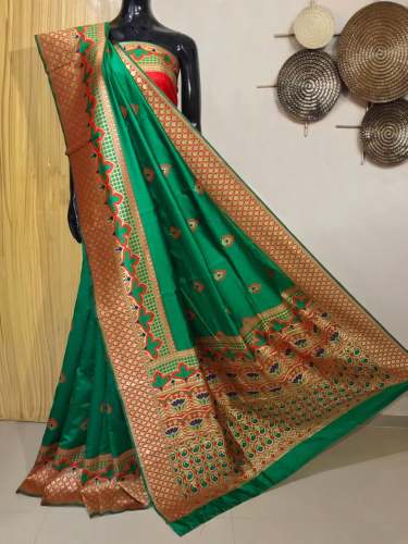 GREEN BANARASI SILK SAREE WITH MEENAKARI BORDER